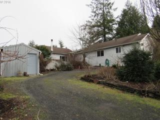 1010 Henry St, Coquille, OR 97423-1549