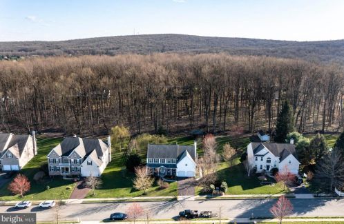 962 Marshall Dr, Pottstown PA  19465-7888 exterior