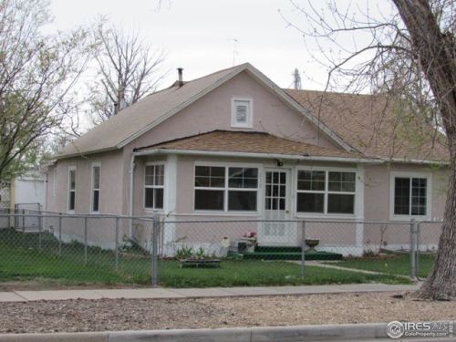 210 Maple St, Fort Morgan, CO 80701-2625