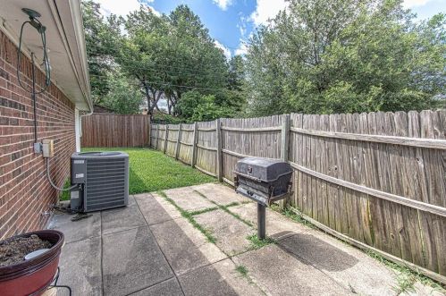 3118 Encino Dr, Dallas TX  75228-2370 exterior