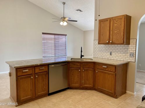 6404 Sandra Ter, Glendale, AZ 85306-1636