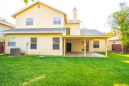 1710 Humboldt Ct, Los Banos CA  93635-5392 exterior