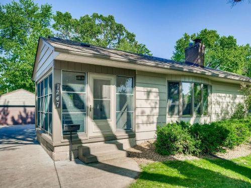 1247 Cleveland Ave, Saint Paul, MN 55116-2572
