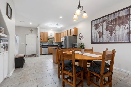 1828 77th Dr, Vero Beach FL  32966-6679 exterior