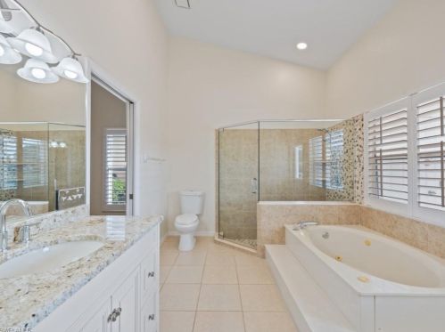 917 Belville Blvd, Naples FL  34104-6566 exterior