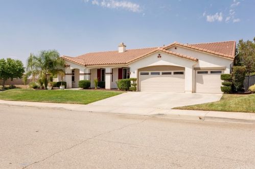 5035 Rela Way, Lancaster, CA 93536-2511