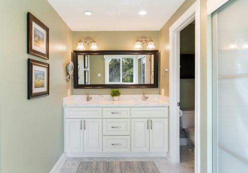2510 Hastings Dr, Belmont CA  94002-3322 exterior