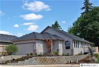 6468 Robin Hood St, Salem, OR 97306-4002