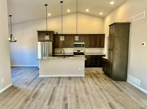 845 Aguilar Dr, Pueblo CO  81007-7595 exterior