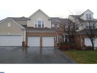 5261 Blue Sky Dr, Orefield, PA 18069-9113
