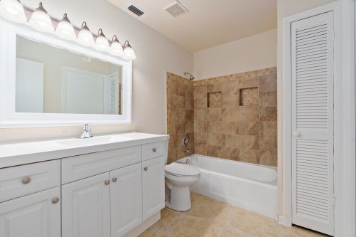 584 Greenway Ter, Port Saint Lucie FL  34983-2643 exterior