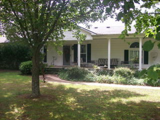 4470 Van Dyke Rd, Paris, TN 38242-6156