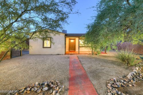 2802 Drachman St, Tucson, AZ 85716-3541