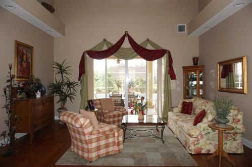 3258 King George Dr, Orlando FL  32835-5902 exterior