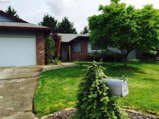 15514 Sun Park Dr, Vancouver, WA 98683-8908