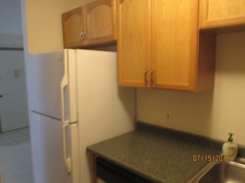 2 Locust Ct, Fishkill NY  12524-2634 exterior