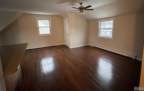 206 Manhattan Ter, Dumont NJ  07628-2234 exterior