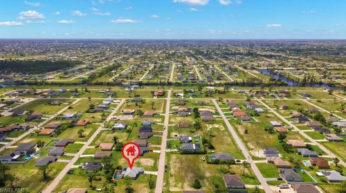 2903 20th Ave, Cape Coral FL  33904-4075 exterior