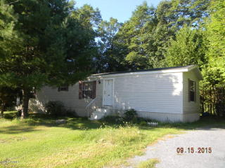 93 Champlain Dr, Grover Hills, NY 12956-1021