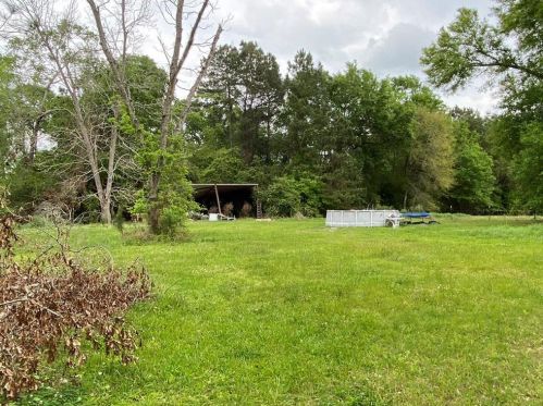 275 Thomas Rd, Beaumont TX 77706-4616 exterior