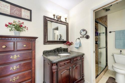 7915 Rocky Point Ct, Citrus Heights CA  95610-7704 exterior