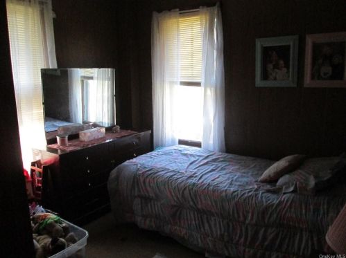 68 Sprague Ave, Middletown NY  10940-5123 exterior