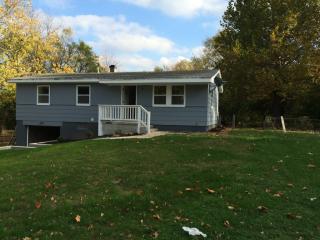 9403 Binney St, Omaha, NE 68134-4615