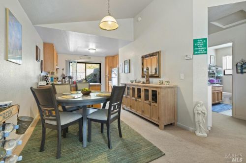 2855 Tachevah Dr, Santa Rosa, CA 95405-8466