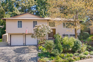 5711 172nd Pl, Lynnwood, WA 98037-2815