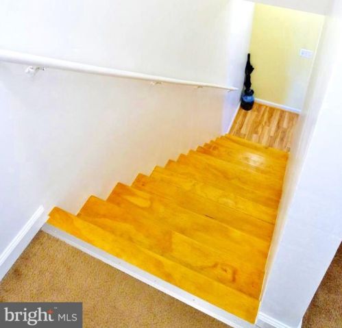 209 Kadies Ln, Edinburg VA  22824-9608 exterior