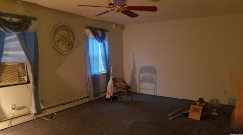 259 Hicksville Rd, Bethpage NY  11714-3427 exterior