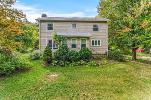 534 Mccullough Rd, Hermitage, PA 16150-3328