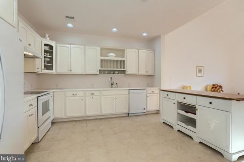317 Valor Dr, Navy Sup Dpt PA  17050 exterior