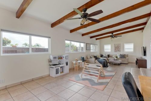 3089 Greyling Dr, San Diego CA 92123-2939 exterior