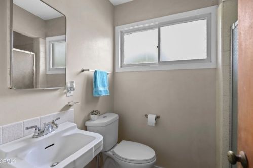 331 Lucada St, Santa Paula CA  93060-3120 exterior