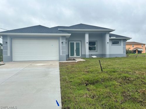 406 Muriel St, Lehigh Acres, FL 33972-1040
