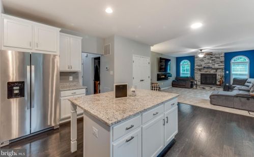 181 Empress Alexandra Pl, Fredericksburg VA  22406-4085 exterior