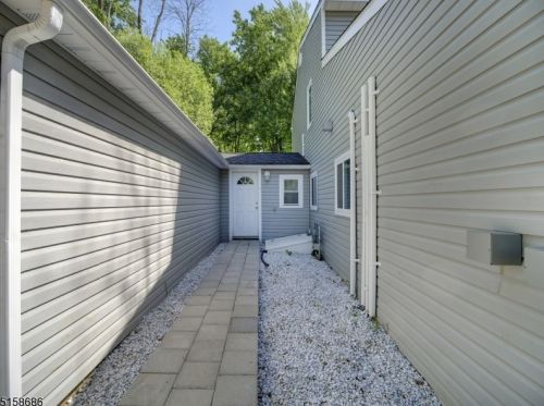 15 Louis Ave, West Milford Lakes, NJ 07480-2109