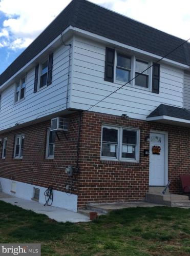 100 Baldwin Ave, Ridley Park, PA 19078-1103