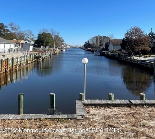 107 Sand Rd, Berkeley Township NJ  08721-3545 exterior