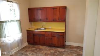 1882 Niagara Ave, Niagara Falls NY  14305-3024 exterior