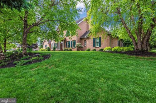 355 Moss Spring Ave, Upton, PA 17225-1033