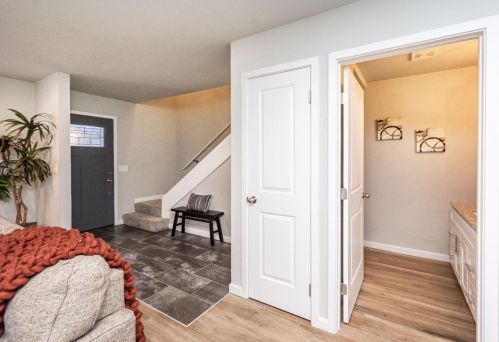 7434 Ranch Ave, Citrus Heights CA  95610-7462 exterior