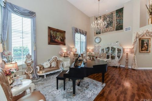 14841 Foxwood Rd, Chino Hills, CA 91709-5195