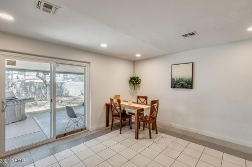 9414 11th Pl, Phoenix AZ  85020-2604 exterior