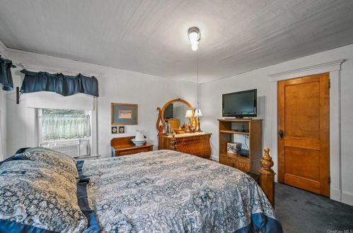 37 Prospect Ave, Middletown NY  10940-4119 exterior