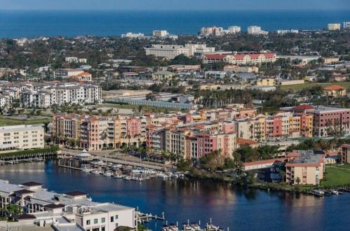 410 Bayfront Pl, Naples FL  34102-6464 exterior