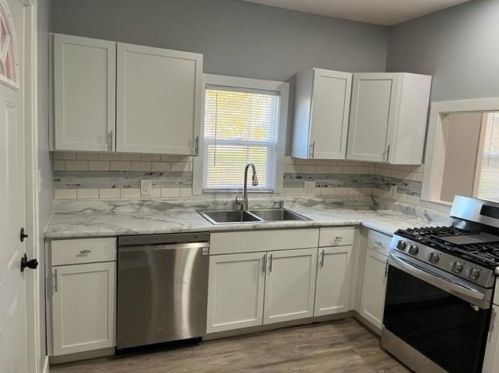 1040 43 Ave, Gary IN  46409-2218 exterior