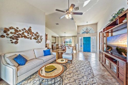 1236 Mariana Ct, Marco Island, FL 34145-5418