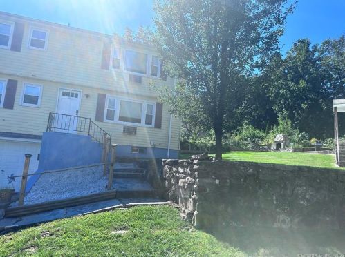 24 Randolph Ct, New Britain, CT 06053-2020